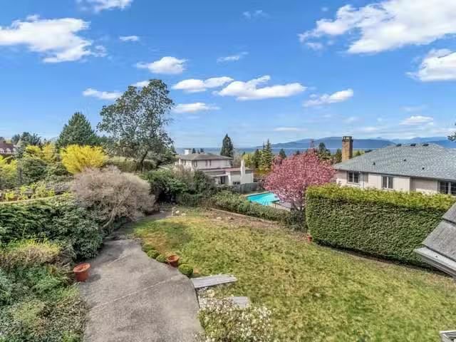 House for sale in Vancouver, Vancouver West, 1529 Western Cres.