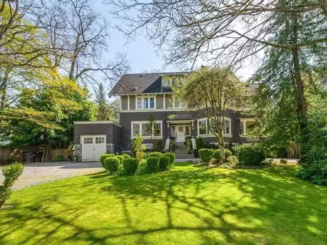 House for sale in Vancouver, Vancouver West, 1650 Cedar Cresce.