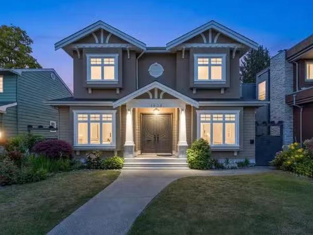 House for sale in Vancouver, Vancouver West, 1675 W 59th Avenu.