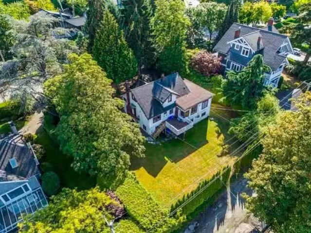 House for sale in Vancouver, Vancouver West, 1775 Cedar Cresce.