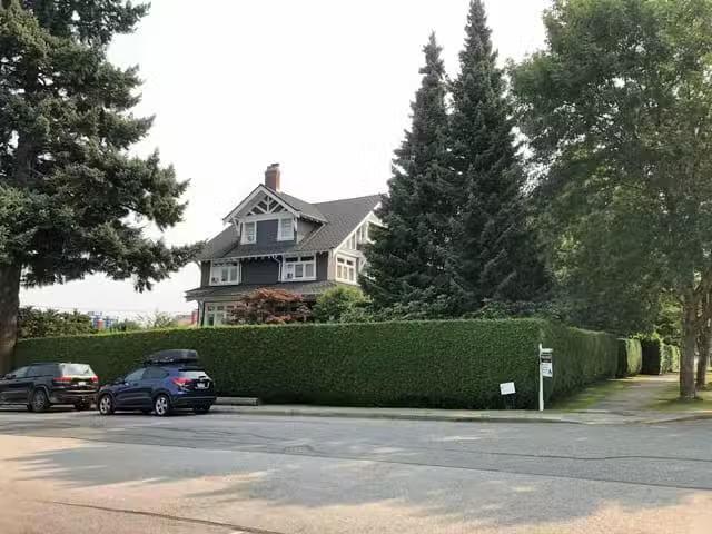House for sale in Vancouver, Vancouver West, 1799 Cedar Cresce.