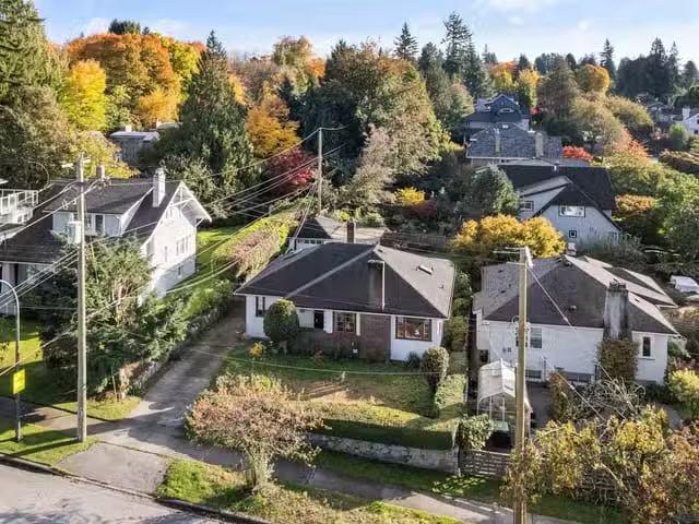 House for sale in Vancouver, Vancouver West, 1830 W 33rd Avenu.