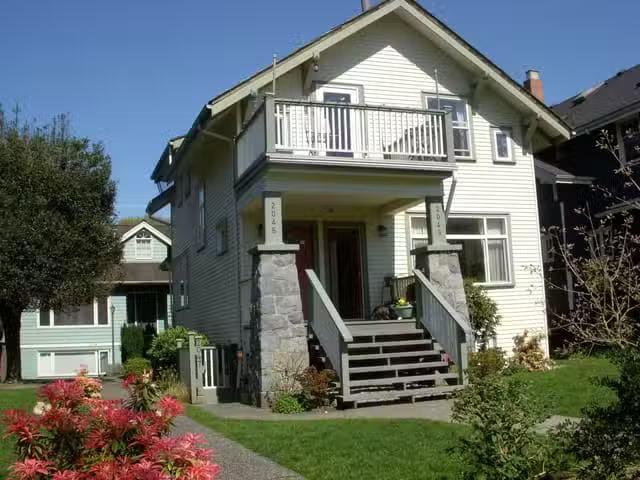 House for sale in Vancouver, Vancouver West, 2047 W 14th Avenu.