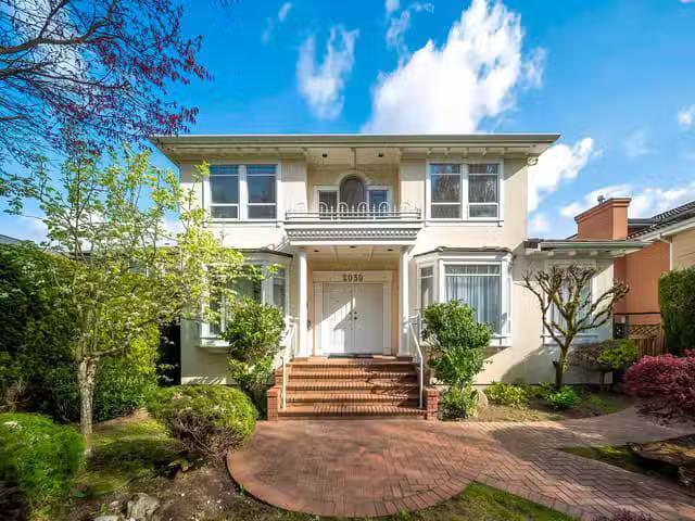 House for sale in Vancouver, Vancouver West, 2039 W 62 Avenue.