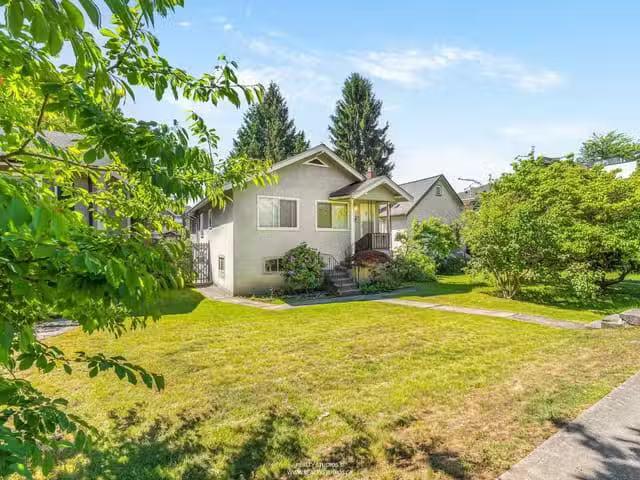 House for sale in Vancouver, Vancouver West, 20 W King Edward.