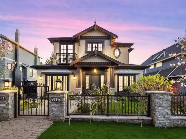 House for sale in Vancouver, Vancouver West, 2168 W 22nd Avenu.
