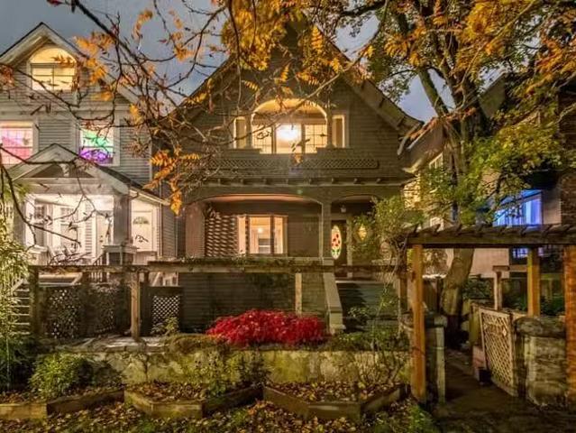 House for sale in Vancouver, Vancouver West, 2243 W 5th Avenue.