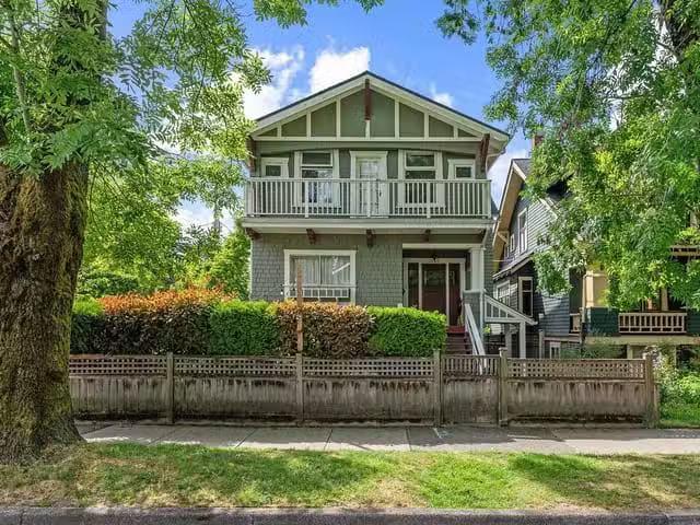 House for sale in Vancouver, Vancouver West, 2245 Stephens Str.