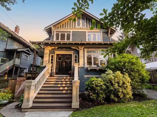 House for sale in Vancouver, Vancouver West, 224 W 13th Avenue.