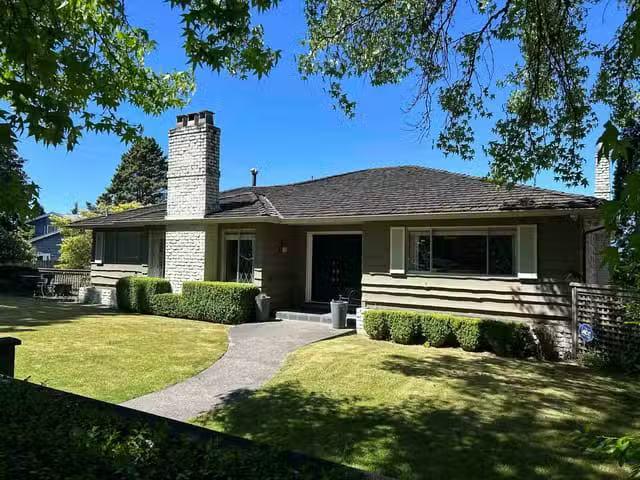 House for sale in Vancouver, Vancouver West, 2291 W 32nd Avenu.