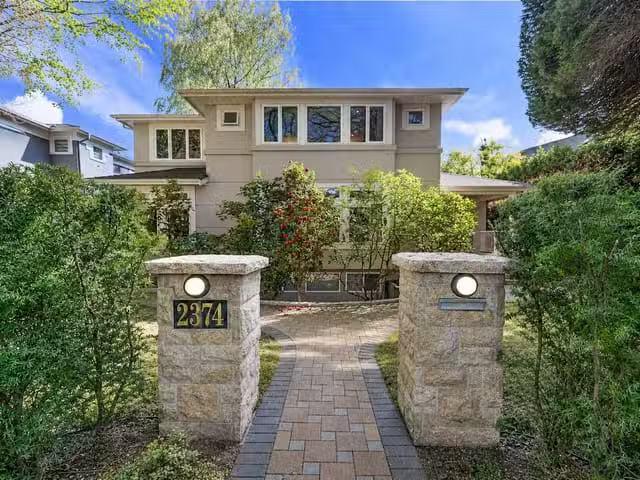 House for sale in Vancouver, Vancouver West, 2374 W 35th Avenu.