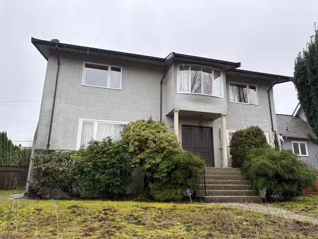 House for sale in Vancouver, Vancouver West, 2676 W 33 Avenue.