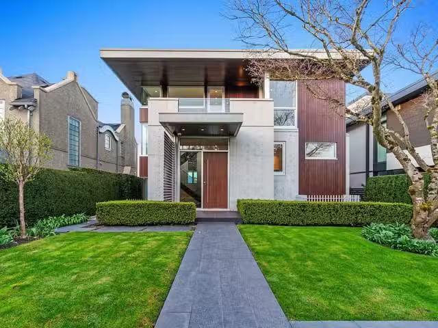 House for sale in Vancouver, Vancouver West, 2705 W 30th Avenu.