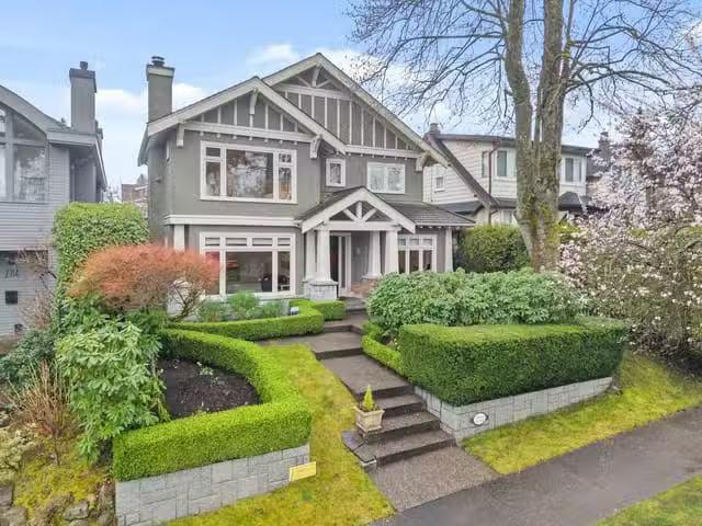 House for sale in Vancouver, Vancouver West, 2722 W 31st Avenu.