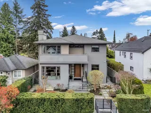 House for sale in Vancouver, Vancouver West, 2820 W 32nd Avenu.