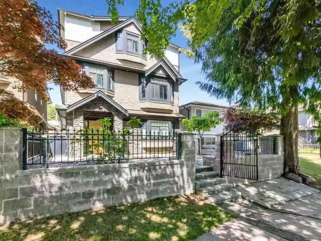 House for sale in Vancouver, Vancouver West, 295 W 63rd Avenue.