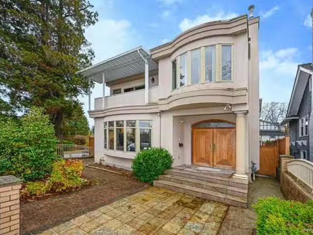 House for sale in Vancouver, Vancouver West, 2908 W 30th Avenu.