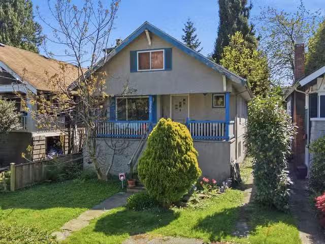 House for sale in Vancouver, Vancouver West, 3174 W 5th Avenue.