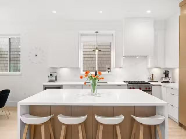 House for sale in Vancouver, Vancouver West, 3123 W 16th Avenu.
