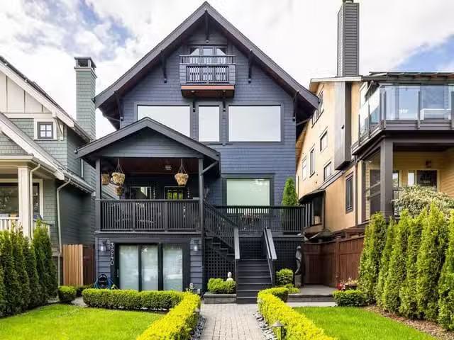 House for sale in Vancouver, Vancouver West, 3240 W 1st Avenue.