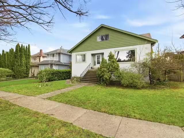 House for sale in Vancouver, Vancouver West, 3350 W 21st Avenu.