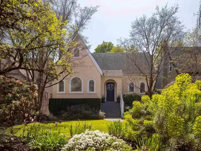 House for sale in Vancouver, Vancouver West, 3388 W 31st Avenu.