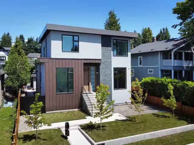 House for sale in Vancouver, Vancouver West, 3587 Mayfair Aven.