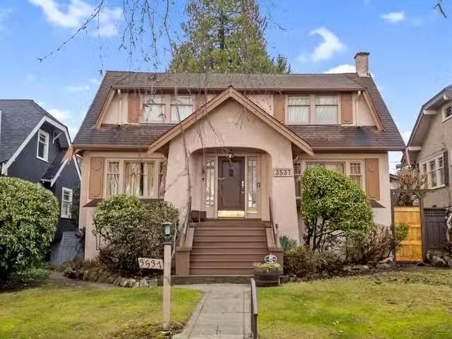 House for sale in Vancouver, Vancouver West, 3537 W 31st Avenu.