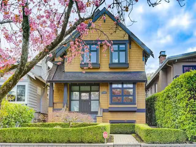 House for sale in Vancouver, Vancouver West, 3820 W 21st Avenu.
