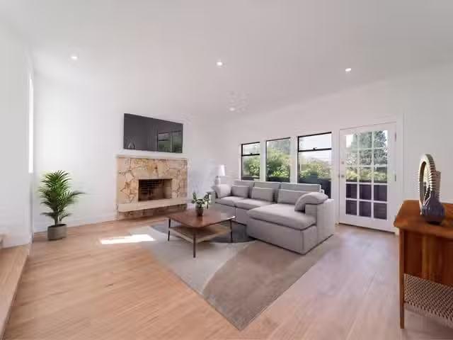 House for sale in Vancouver, Vancouver West, 3974 W 10th Avenu.