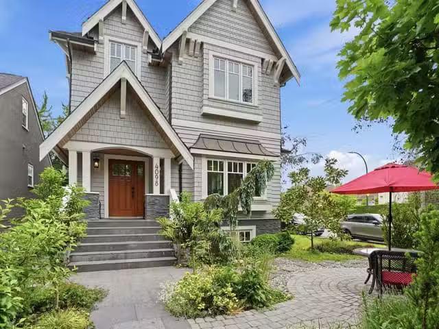 House for sale in Vancouver, Vancouver West, 4098 W 16th Avenu.