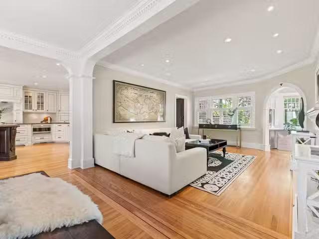 House for sale in Vancouver, Vancouver West, 4177 W 15th Avenu.