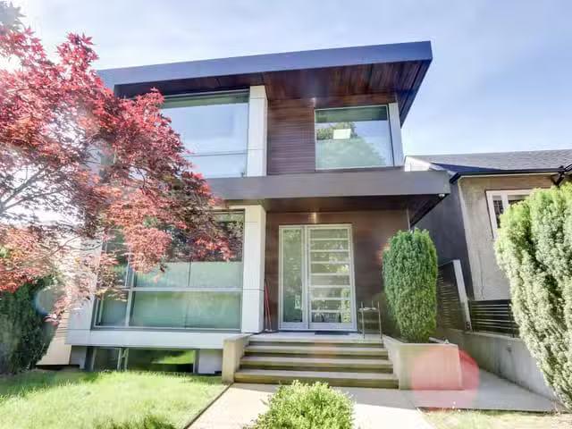 House for sale in Vancouver, Vancouver West, 4368 W 15th Avenu.