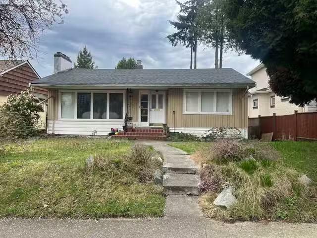 House for sale in Vancouver, Vancouver West, 438 W 45th Avenue.