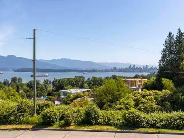 House for sale in Vancouver, Vancouver West, 4514 Bellevue Dri.