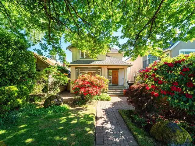 House for sale in Vancouver, Vancouver West, 4682 W 14th Avenu.