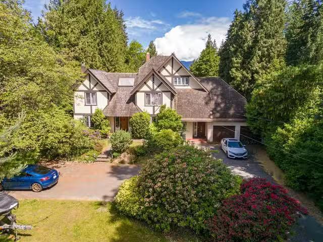 House for sale in Vancouver, Vancouver West, 4755 W 4th Avenue.