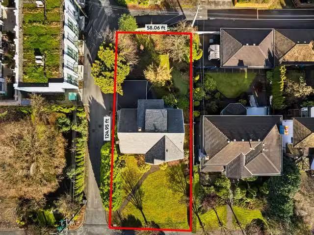 House for sale in Vancouver, Vancouver West, 475 W 27th Avenue.