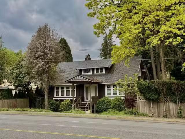 House for sale in Vancouver, Vancouver West, 4849 Oak Street.