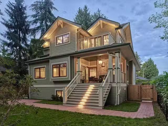House for sale in Vancouver, Vancouver West, 5281 Dunbar Stree.