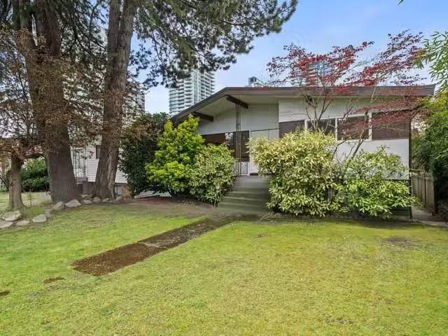 House for sale in Vancouver, Vancouver West, 532 W 64th Avenue.