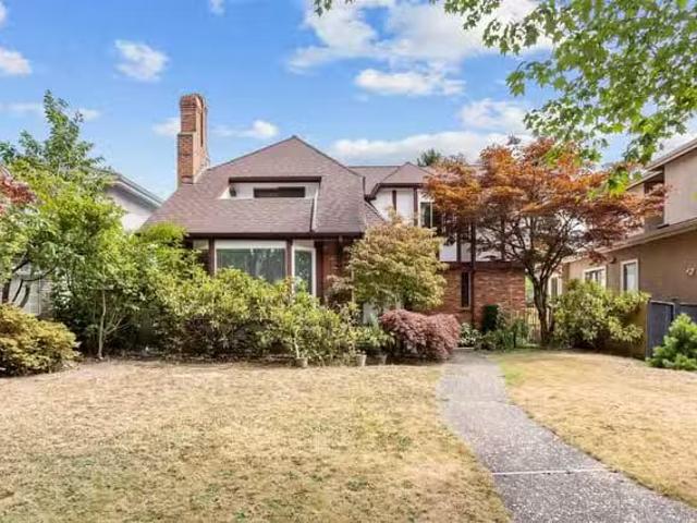 House for sale in Vancouver, Vancouver West, 5564 Elizabeth St.