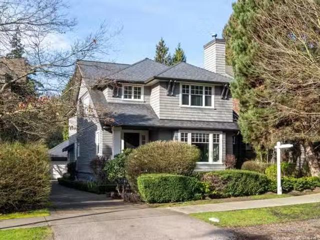 House for sale in Vancouver, Vancouver West, 6467 Larch Street.