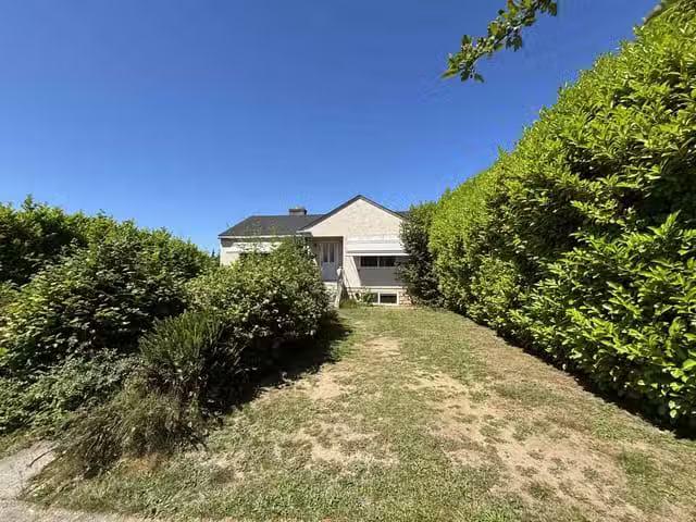 House for sale in Vancouver, Vancouver West, 665 W 29th Avenue.