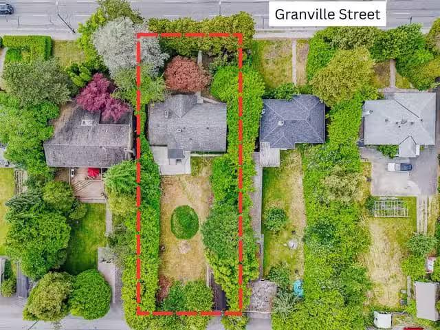 House for sale in Vancouver, Vancouver West, 6689 Granville St.