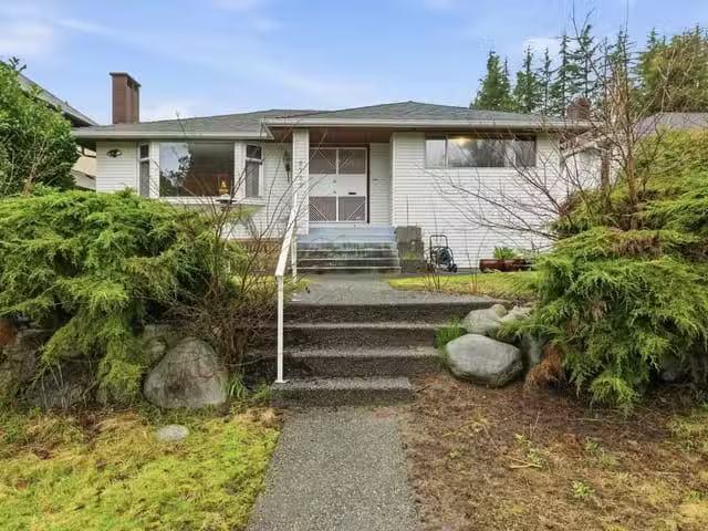House for sale in Vancouver, Vancouver West, 6709 Ash Street.