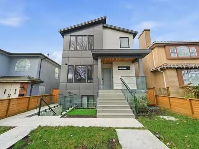 House for sale in Vancouver, Vancouver West, 7851 Cartier Stre.