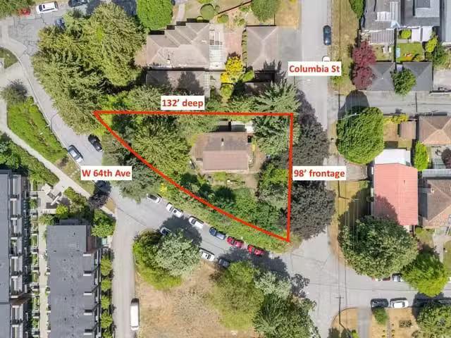 House for sale in Vancouver, Vancouver West, 7957 Columbia Str.