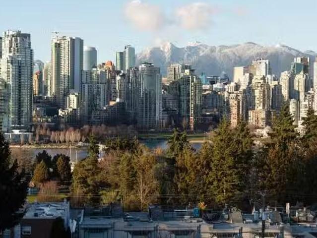 House for sale in Vancouver, Vancouver West, 967 W 8th Avenue.