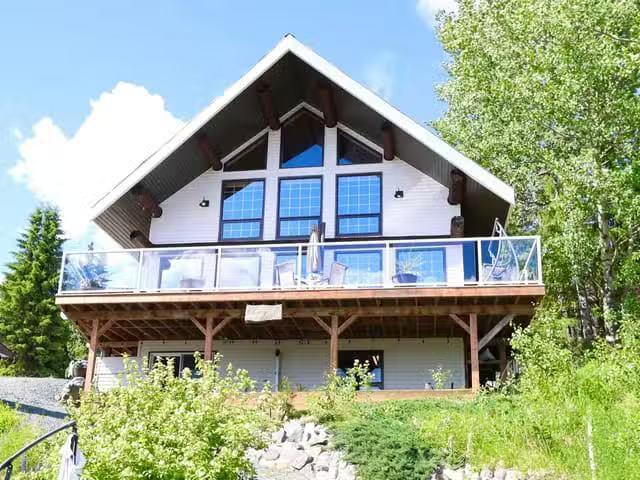 House for sale in Vanderhoof, PG Rural West, 55035 Jardine Roa.